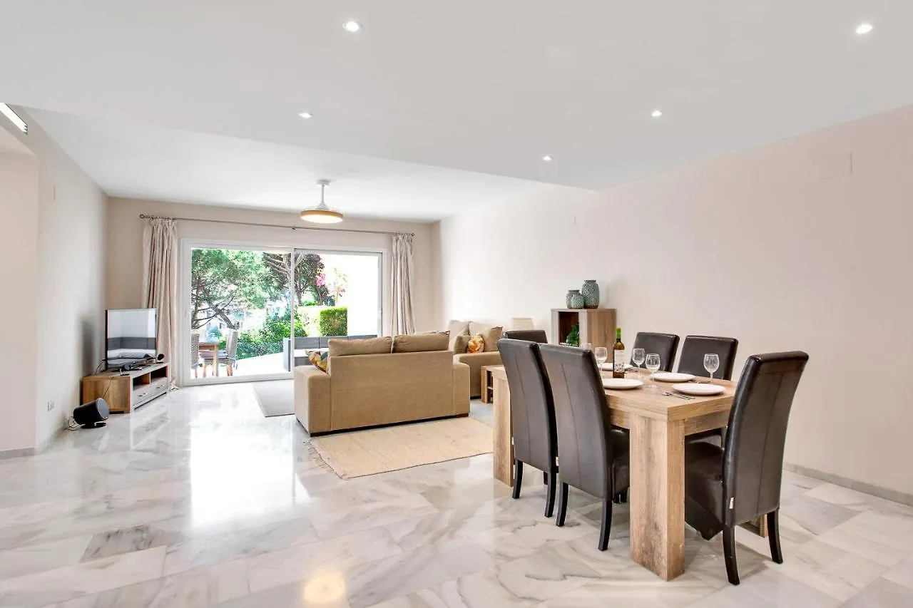 N07 Cabopino Lägenhet Marbella