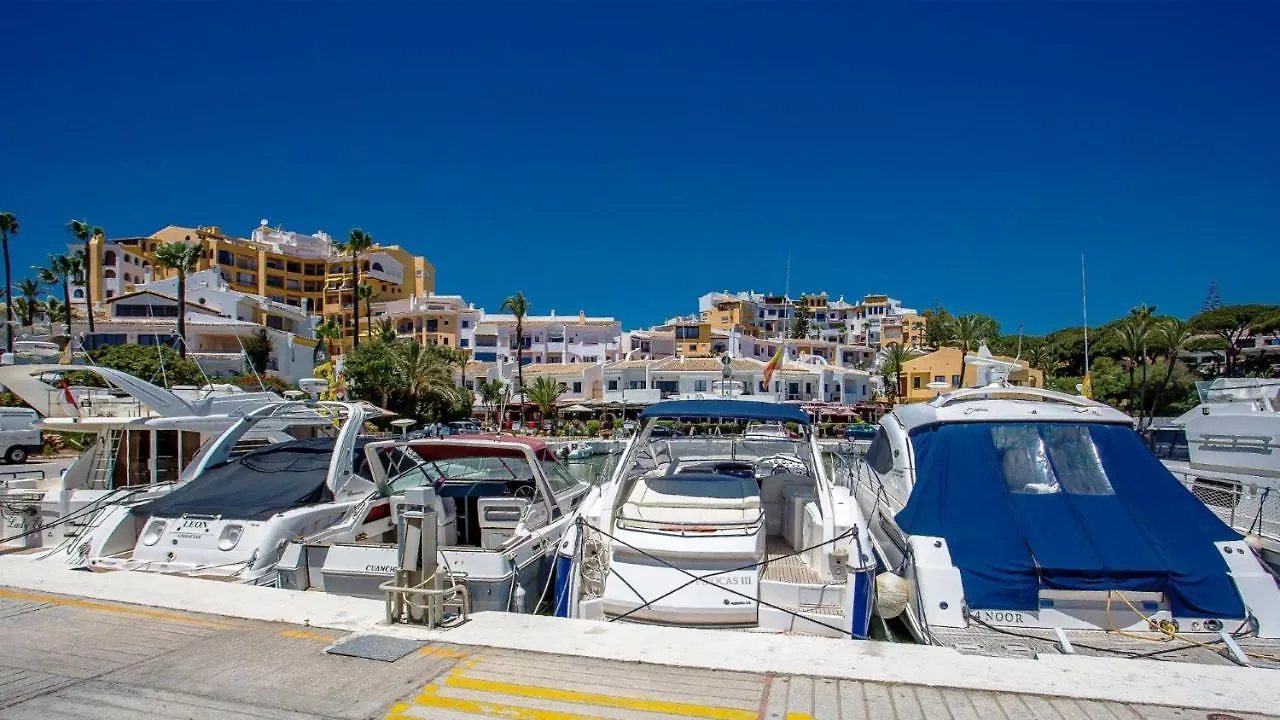 N07 Cabopino Lägenhet Marbella