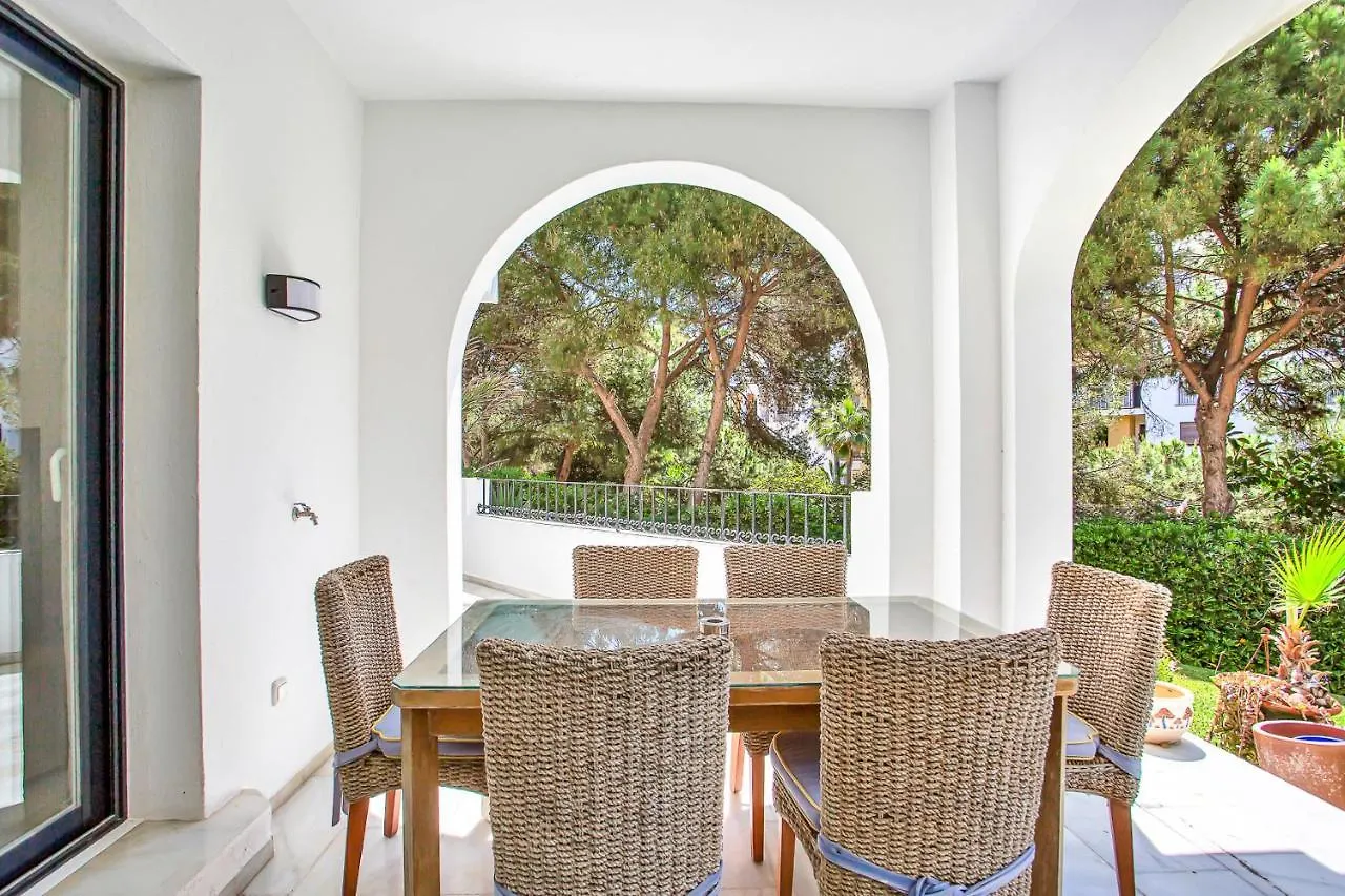 N07 Cabopino Lägenhet Marbella